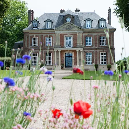 Chateau De Maillot Couette-café *